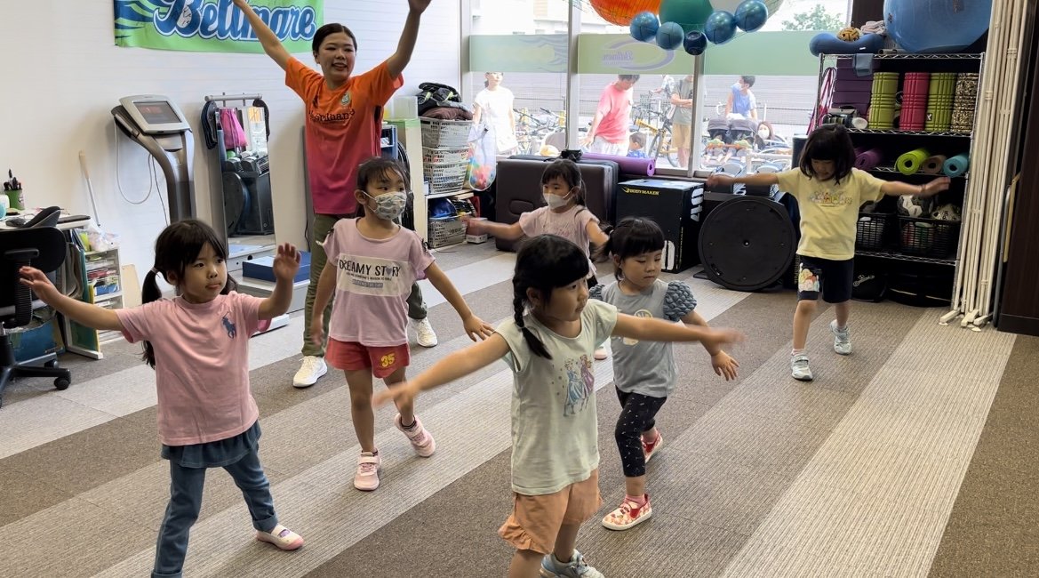 運動教室 リズムダンス編　日曜日室内.jpg